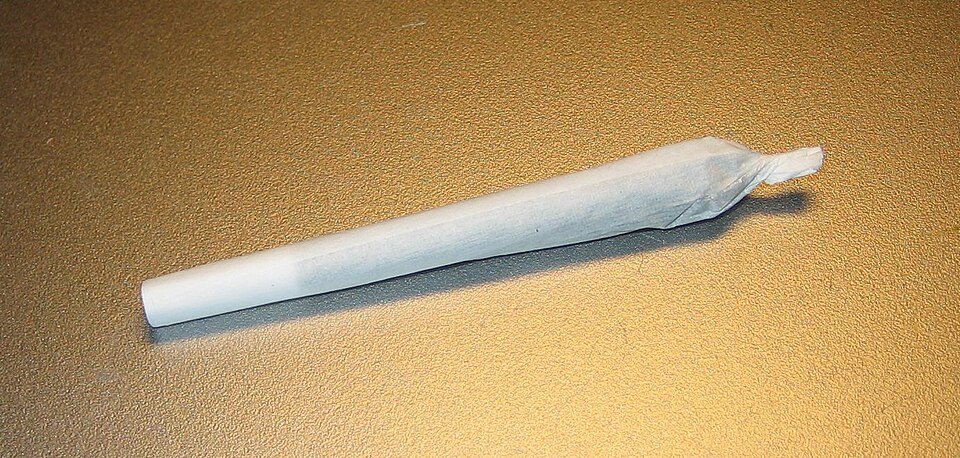 Blunt Wrap 3-Pack - Chemdawg — hybrid pre-rolls from Greens Karing Kind, Los Angeles